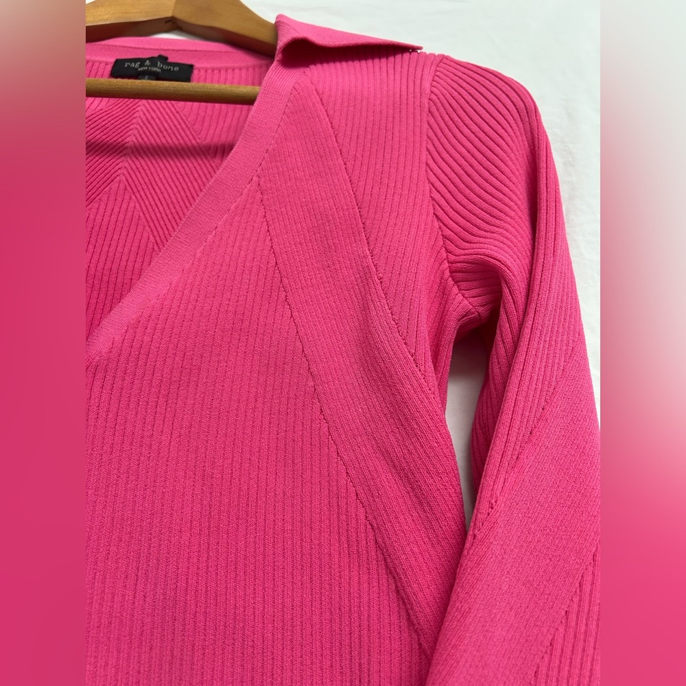 Rag & Bone Collared V-Neck Button-Front Pink Ribbed Sweater - Picture 5 of 8